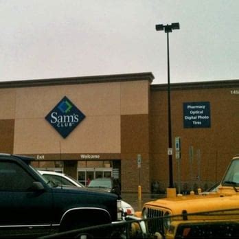 Sams fayetteville nc - Sam's Club Fayetteville, NC 28303 As a Maintenance Associate at Sam's Club , you are responsible for ensuring members see a well-kept parking lot, clean restrooms, and clean floors.